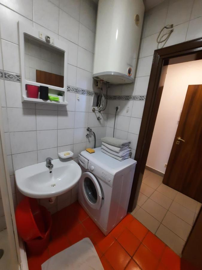 Апартаменты Studio In The Centre Of Нови-Сад Экстерьер фото